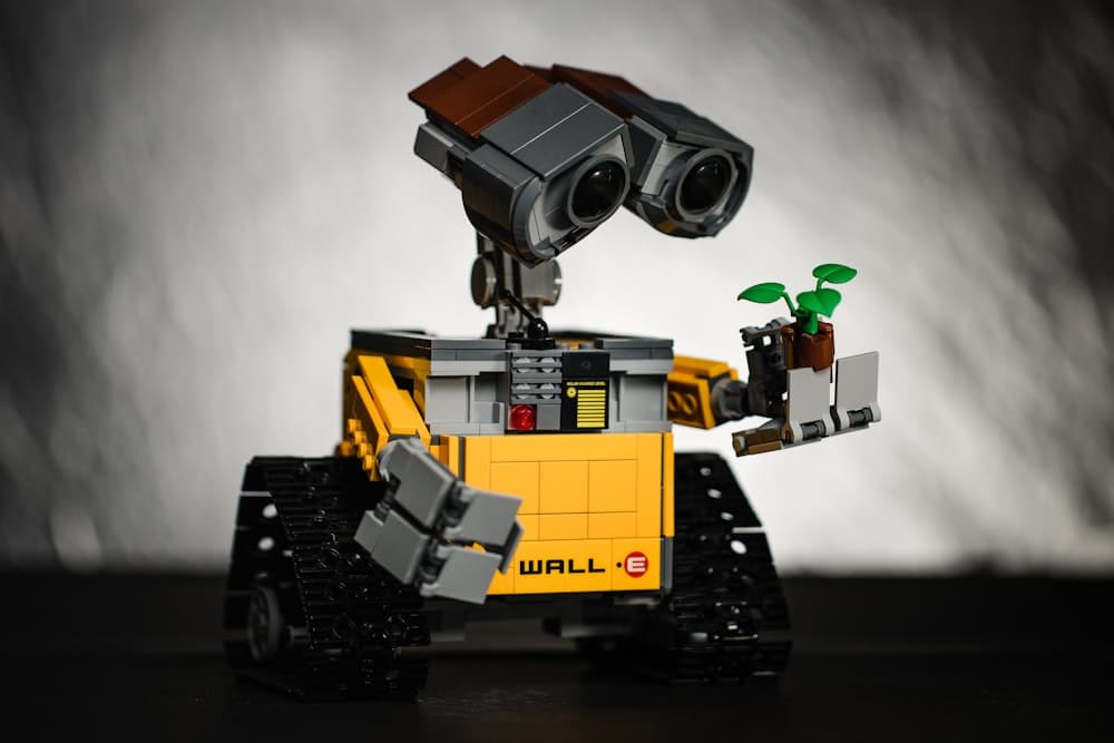 Robotic arm assembly
